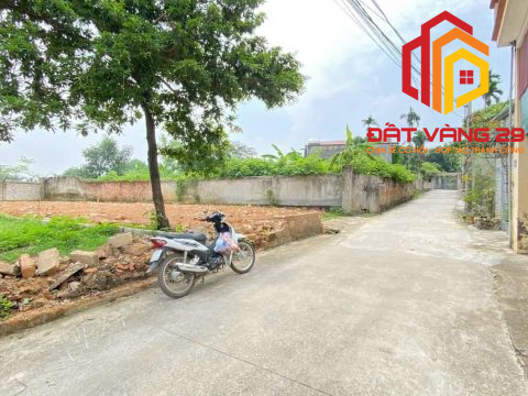 Lô đất  ở  Xuân Thủy – Thủy Xuân Tiên – Chương Mỹ – HN   S=246,6m2