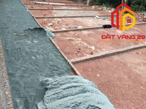 Bán Lô đất ở ngay TT Chúc Sơn   S=35m2