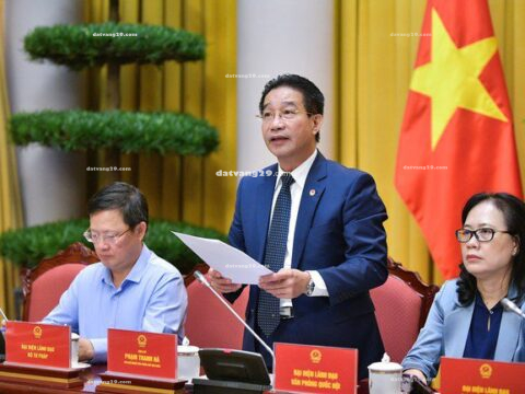 CÔNG BỐ LỆNH CỦA CHỦ TỊCH NƯỚC, LUẬT ĐẤT ĐAI CÓ HIỆU LỰC TỪ 1-8