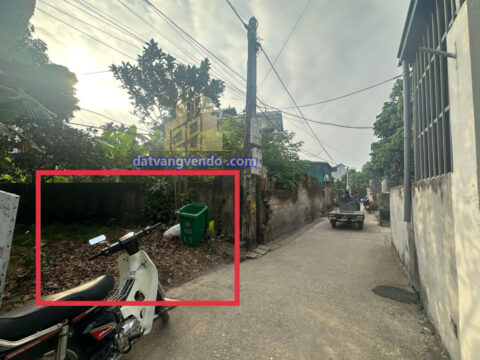 68m phụng châu-chương mỹ đường ô tô chạy gần UBND