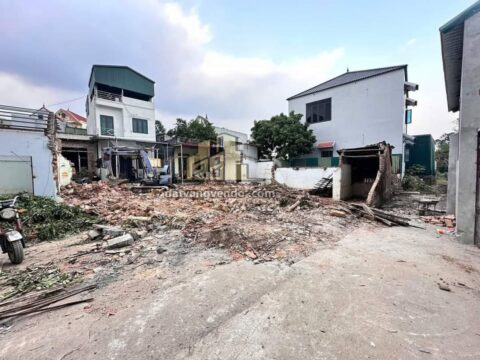 Bán đất xã Mỹ Lương  ngay trường học ,chợ trường sầm uất    S=273m   Chia 3 lô cực đẹp 91m,91,7m,90.3m