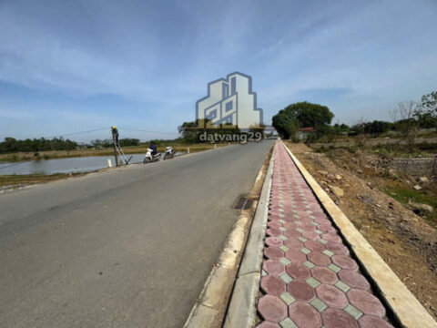 Bán đất mặt đường La Thành – Hoàng Văn Thụ – Tuyến tránh đường QL 21A   S=100m2