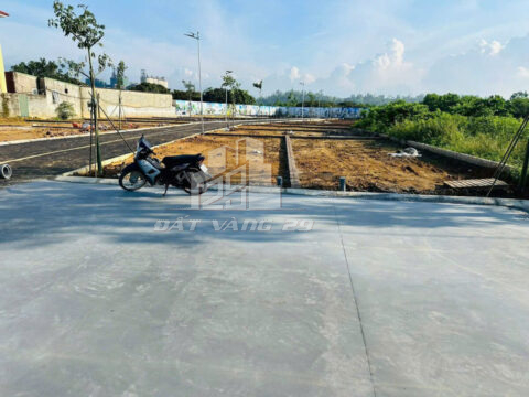 Phân lô đất nền thuỷ xuân tiên giá đẹp    LK 2       S=80m2