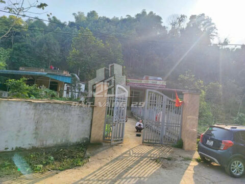 Bán đất Đà Bắc Hòa Bình – 983.8m² có nhà sẵn, trung tâm thị trấn, cách suối 20m