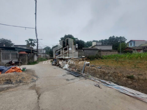 Bán đất Lương Sơn Hòa Bình – Lô 100m² thổ cư, cách chợ 500m, trục chính sinh lời cao