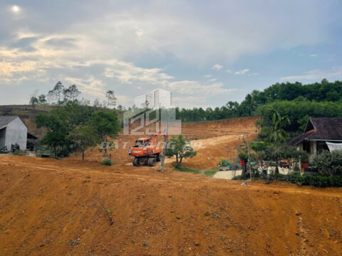 Bán đất Lạc Lương Yên Thủy – 1.200m² có 1.000m² thổ cư – Gần UBND – Sổ đỏ chính chủ