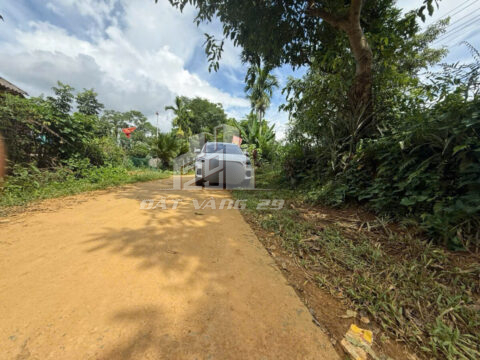 Bán đất Tân Lạc Hòa Bình – 360m² full thổ cư – Bám đường bê tông lớn – Gần UBND xã