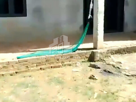 Bán đất Lạc Sơn Hòa Bình – 252m² sổ đỏ (200m² đất ở) – Có sẵn nhà mái bằng – Về ở ngay