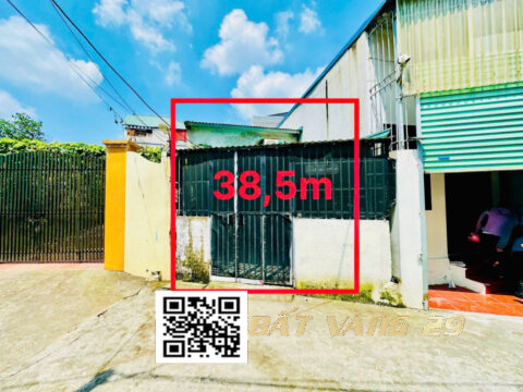 Bán đất tặng nhà cấp 4 thị trấn Chúc Sơn – khu dân cư đông giá tốt S=38,5m